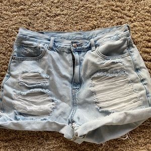 American Eagle Mom Jeans🌿